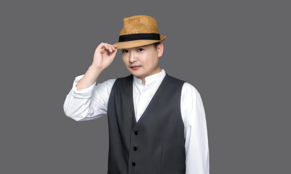 副秘书长：张海辉